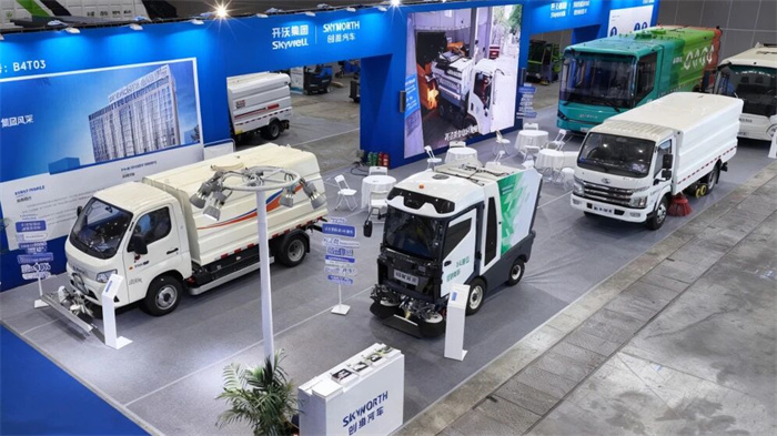 Skyworth Auto maakte een verbluffende verschijning op de Wuhan Environmental Sanitation Expo en luidde een nieuw tijdperk van nieuwe energiesanitatie in met zijn 'New Clean World'-voertuig.